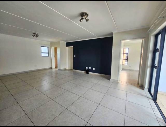 2 BEDROOM APARTMENT FOR SALE IN GLEN MARAIS